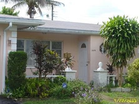 1st image of 3670 NW 25th St