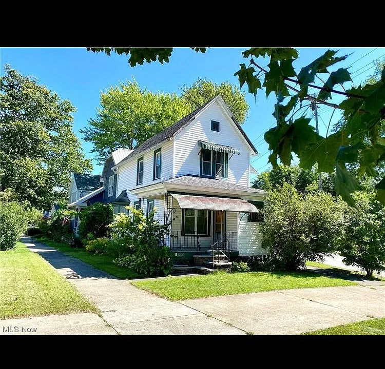541 Main St