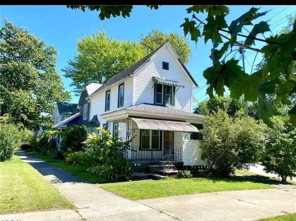 541 Main St