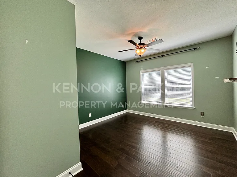 4526 Mountain Ivy Dr — Photo 13
