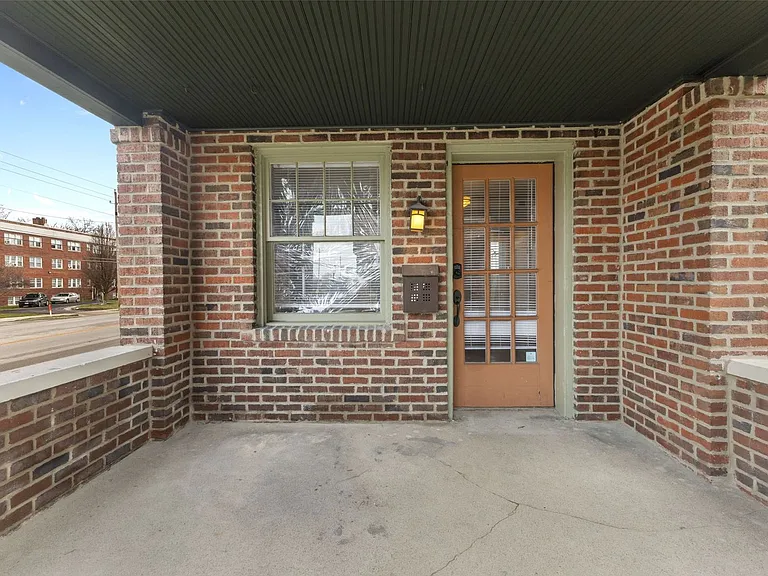 Historic Audubon Court — Photo 51