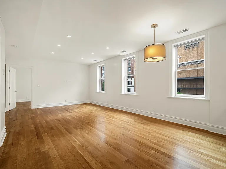 170 W 75th St #3B — Photo 3