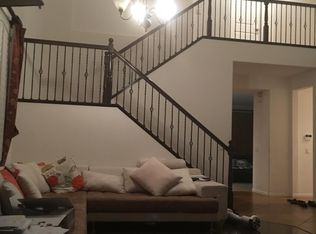 26123 Rene Veluzzat Way, Santa Clarita, CA 91321