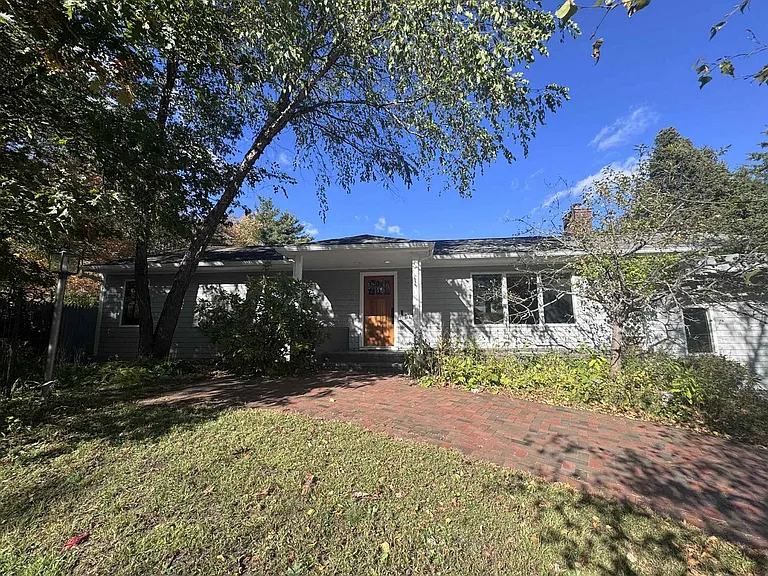 16 Richards Dr — Photo 48