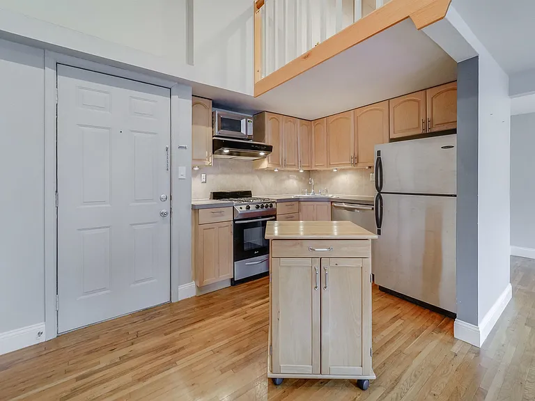 519 Monroe St #2C — Photo 3