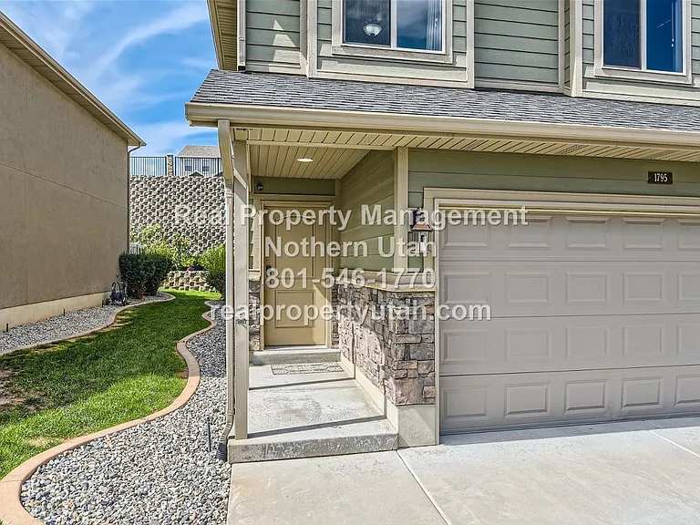 1795 E Whitetail Dr — Photo 2