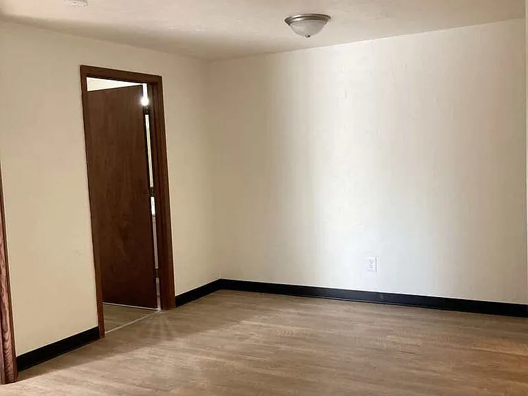 2760 Humboldt Rd #7 — Photo 4
