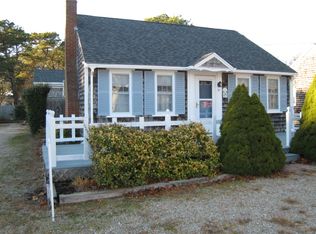 33 Union Wharf Rd, Dennis Port, MA 02639