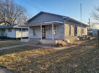 304 Pope Ave, Curtis, NE 69025