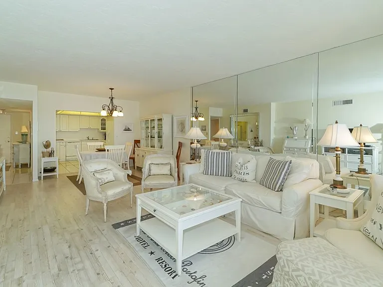 1700 Benjamin Franklin Dr #11B — Photo 40