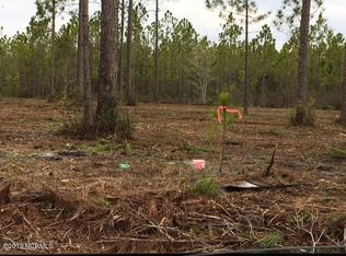 3 Hoover Rd, Hampstead, NC 28443