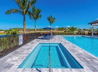 7473B Rockefeller Dr, Naples, FL 34119