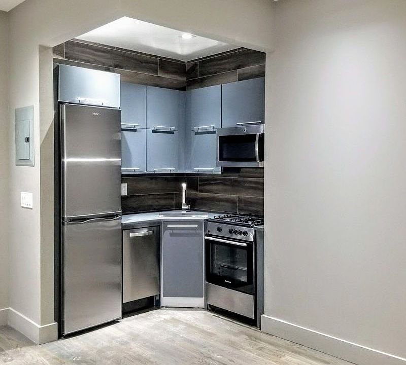 1st image of 215 E 117th St APT 5