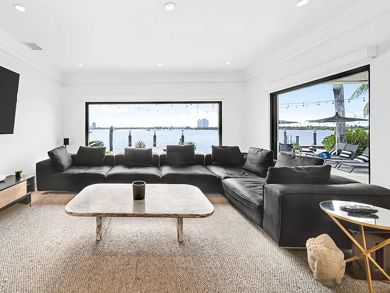 7500 Miami View Dr #SFH — Photo 20