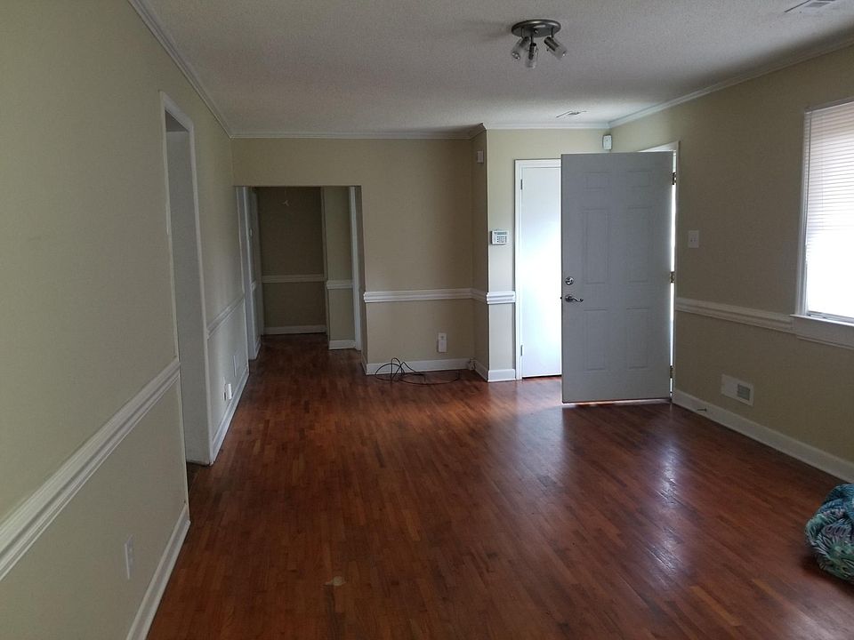 1st image of 309 Clark Blvd