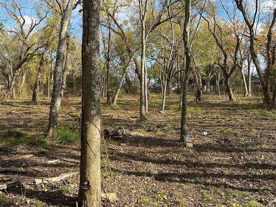 2nd image of 13700 Almeda School Rd