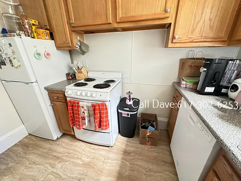 1377 Commonwealth Ave #A — Photo 7