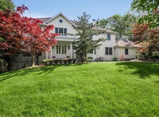 297 Riverview Rd, Irvington, NY 10533