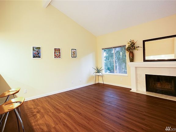 4th image of 14636 NE 45th St APT C-3