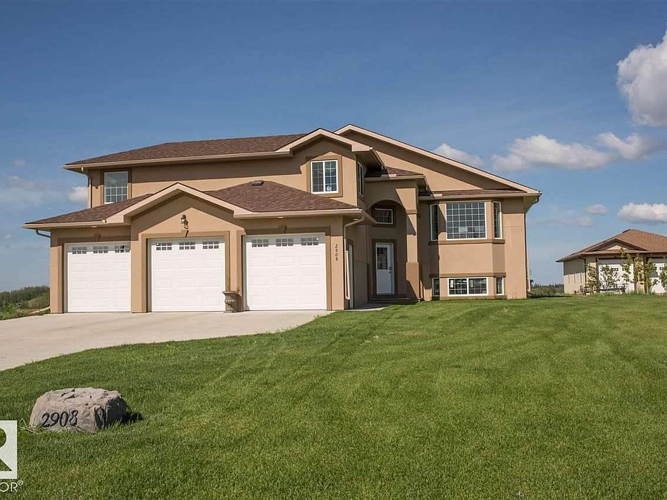 1st image of 2908 Wayne Way