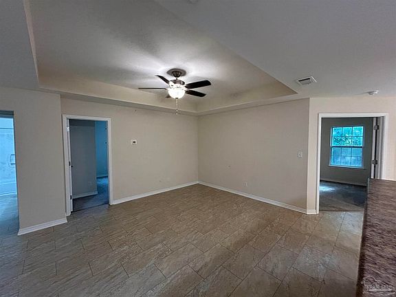 5th image of 2802 Donley St