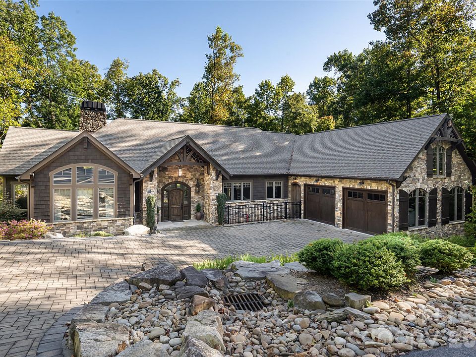 1st image of 2 Cherokee Orchard Ct