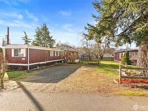 2nd image of 4825 Birch Dr