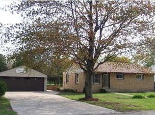 715 E Benton St, Greenville, MI 48838
