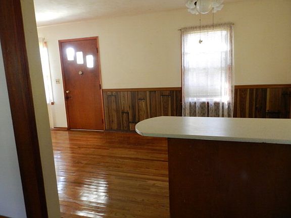 3rd image of 3 Nelson Dr