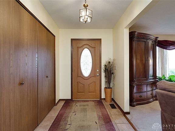3rd image of 8200 Elmway Dr
