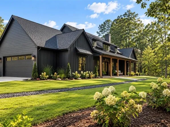 74 Shady Valley Dr, Cartersville, GA 30120