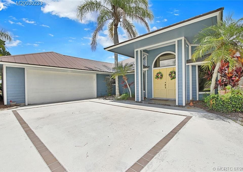 1st image of 1123 SW Pigeon Plum Way
