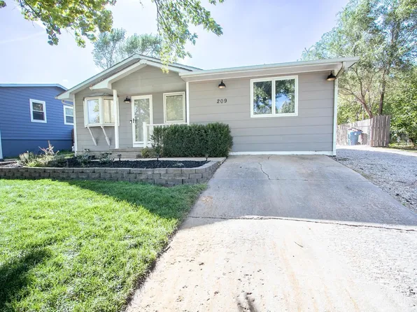 209 Grandview Ave, Newton, KS 67114