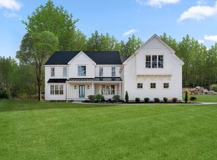 2 Lorenzo Dr, Southborough, MA 01772