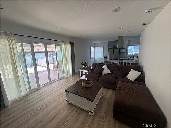 5th image of 10822 Colima Rd