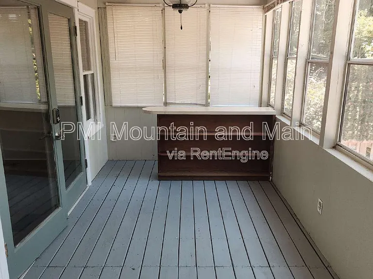 488 Lake Hosea Dr — Photo 5