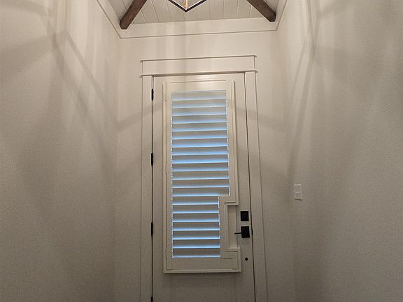 3rd image of 4250 Oak Run Ln