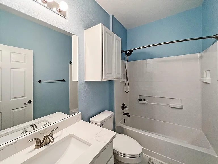 3917 Bronco Bend Loop — Photo 30