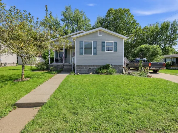 414 Clay St, Malvern, OH 44644