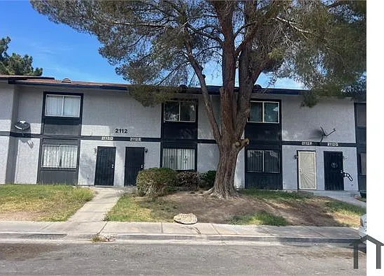 2112 Comet Ave #E — Photo 1
