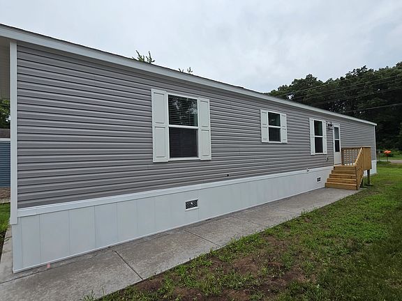 3rd image of 2724 N Elco Rd #19