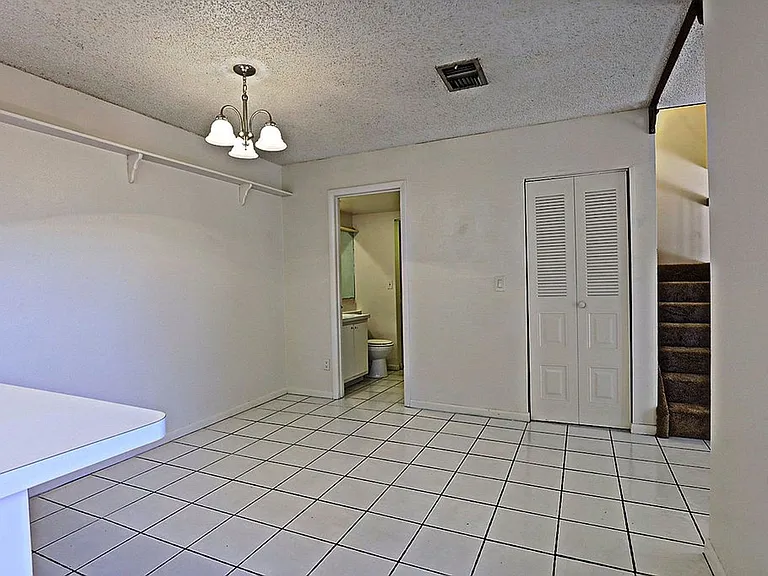 1556 Park Meadows Dr #1 — Photo 14