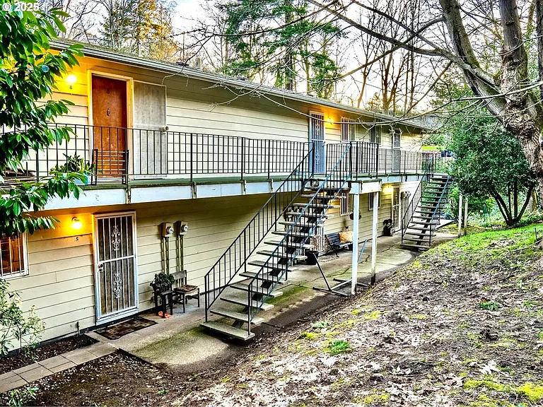6202 SW Burlingame Ave — Photo 8