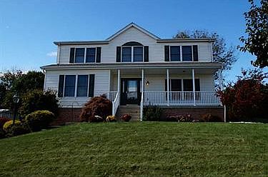 1st image of 808 Cleardale Dr