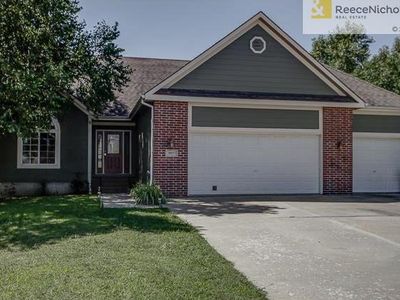 20933 Cottonwood Cir, Spring Hill, KS, 66083