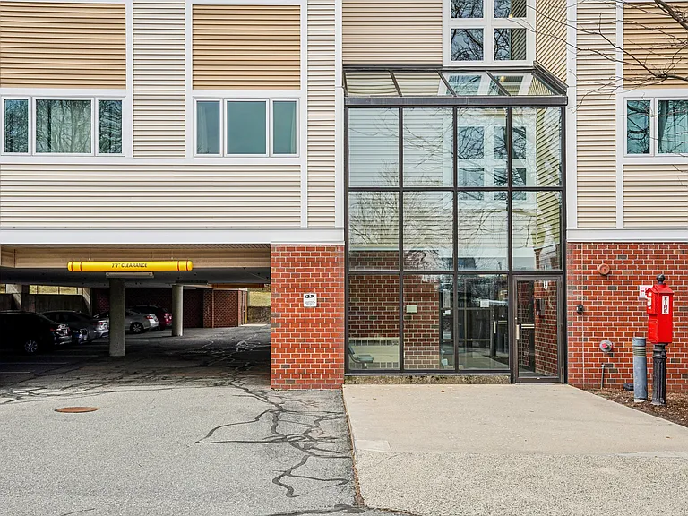 35 Desmoines Rd #209 — Photo 4