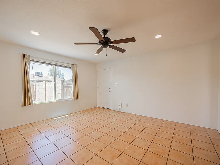 2145 S Dorsey Ln — Photo 4