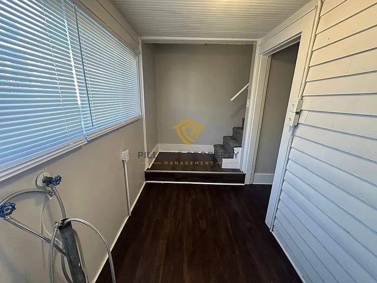 1528 E Tabor St — Photo 22
