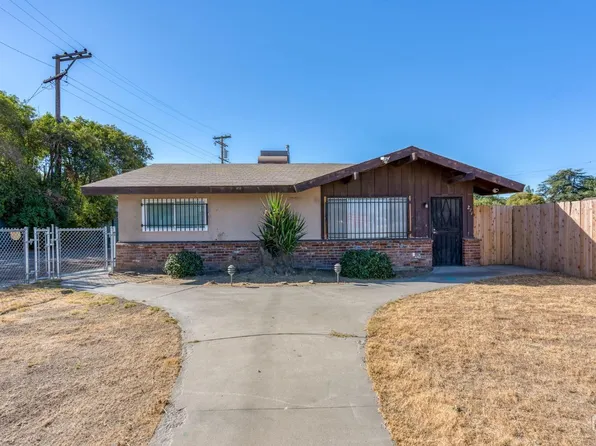 271 Bernard St, Bakersfield, CA 93305