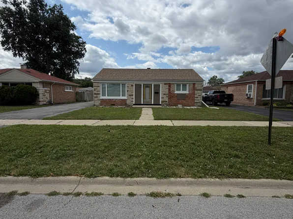 4025 W 106th Pl, Oak Lawn, IL 60453